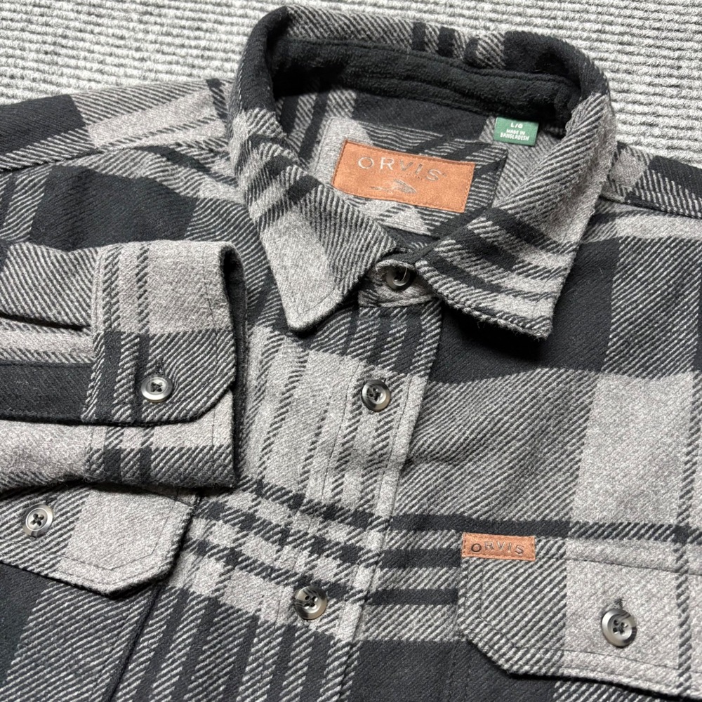 Orvis Classic Collection Men's Large Gray Black Plaid Heavy Flannel Shirt Jacket